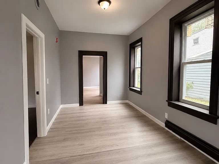 722 2nd Ave #1 — Photo 9