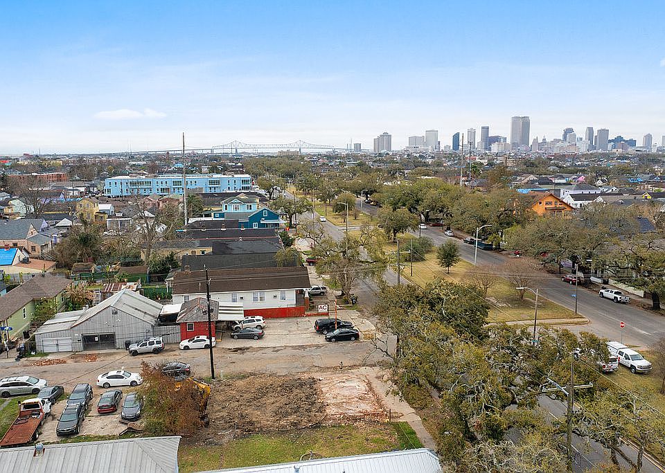 1st image of 1901 Elysian Fields Ave