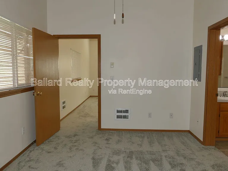1550 NW 51st St #1 — Photo 9