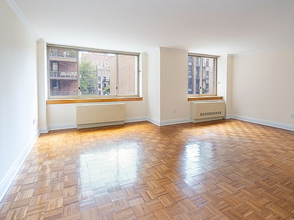 3rd image of 350 E 82nd St APT 3D