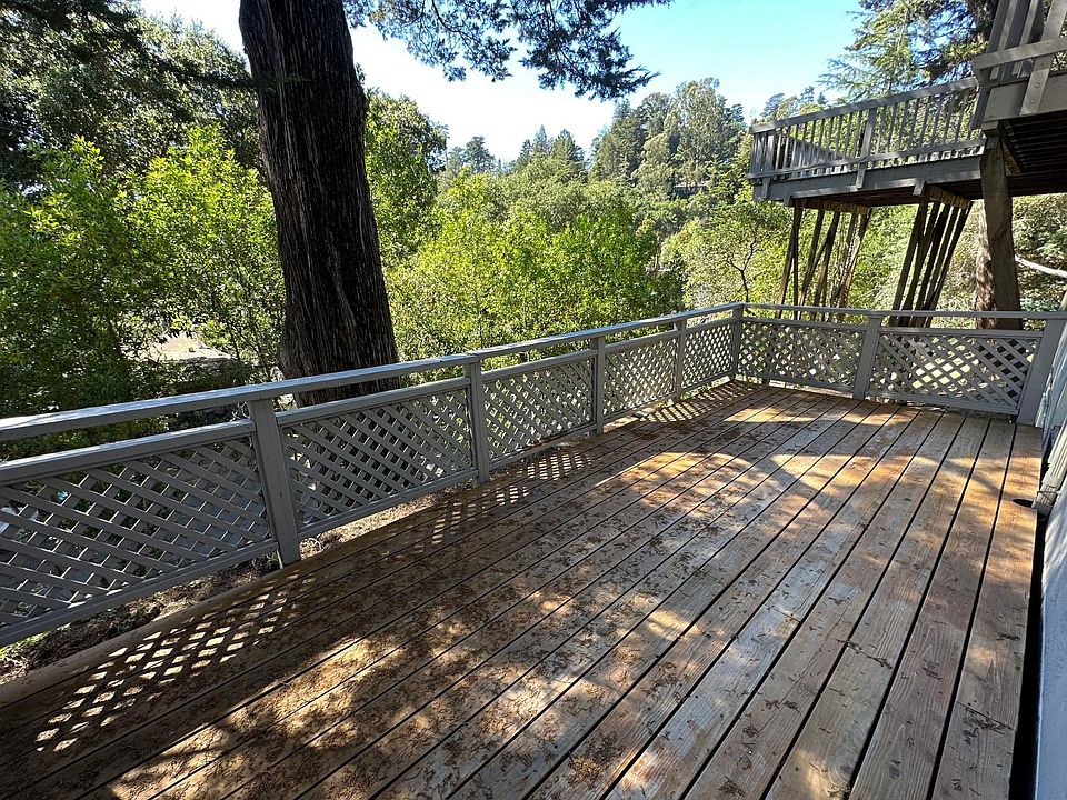 Private Deck
