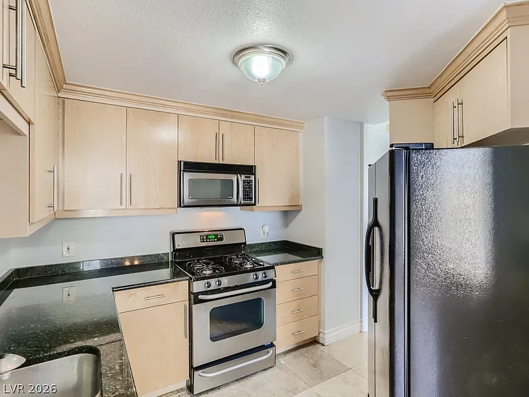 260 E Flamingo Rd #220 — Photo 9