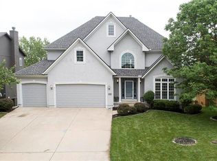 5631 Theden St, Shawnee, KS 66218