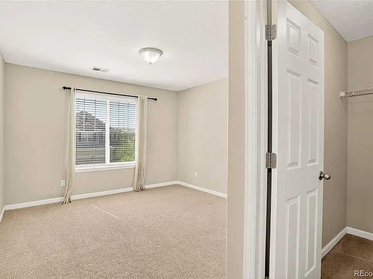 10768 Hillsboro St — Photo 18