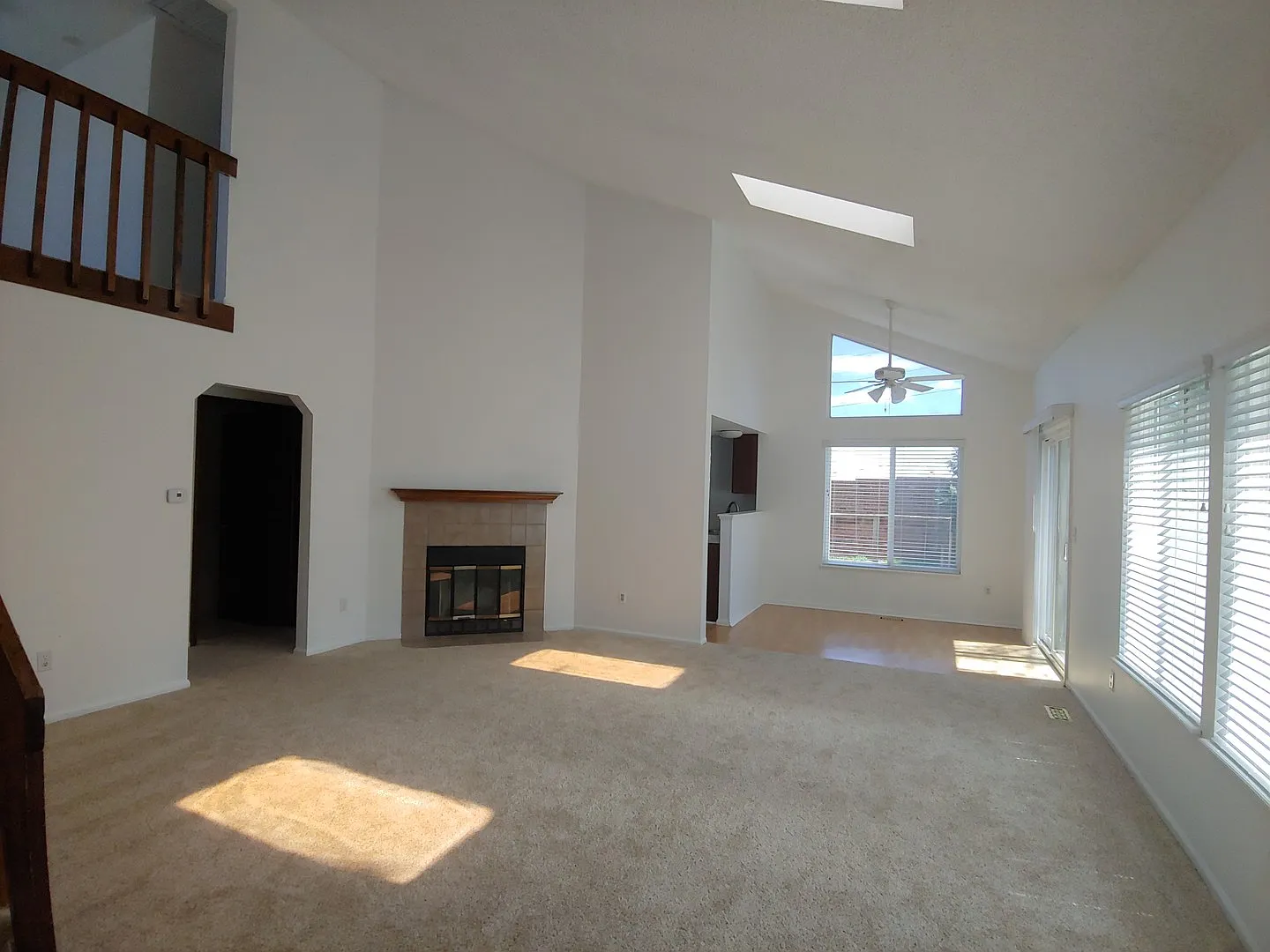 3Bed/2Bath Home in Lafayette! Available 8/15/26! — Photo 4