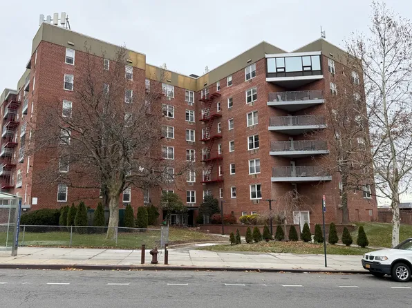 151-05 Cross Island Parkway image 19 of 19