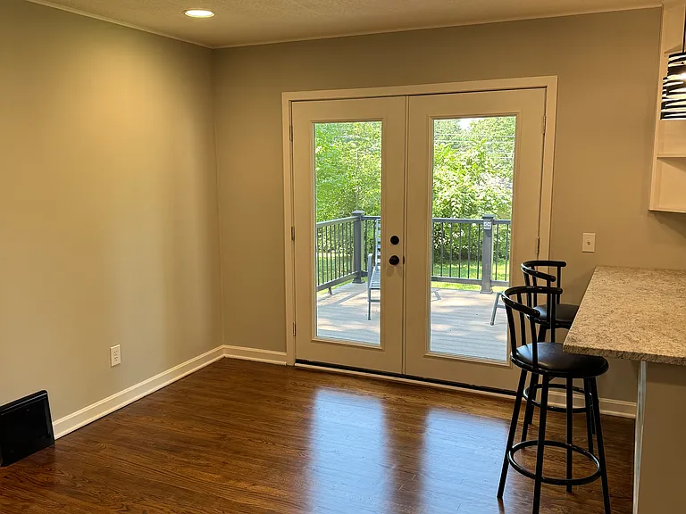 8542 Grandview Ave — Photo 13