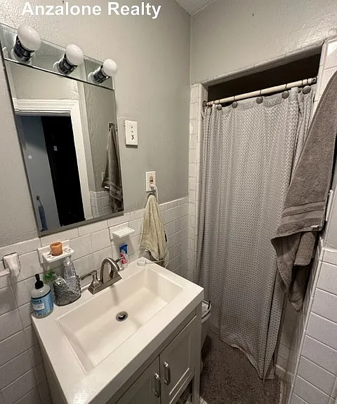 8 Margaret St #2 — Photo 6