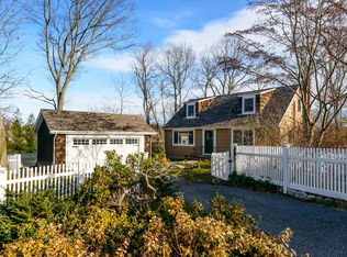 20 Grove Pl, Northport, NY 11768