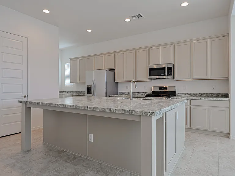 7671 W Smoketree Dr — Photo 5