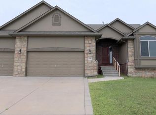 2506 N Chelmsford Ct, Wichita, KS 67228