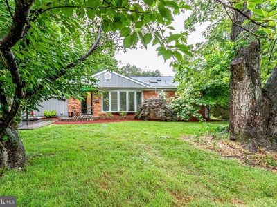 8015 New Market Rd, Alexandria, VA, 22308