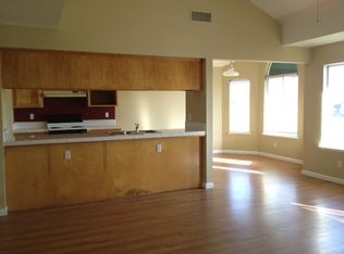7127 N. Antioch Ave., Fresno, CA 93722