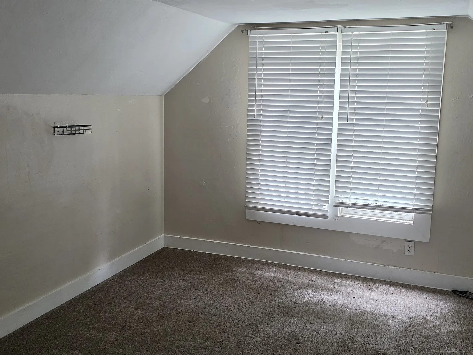 2 bed, 940 sqft, $1,250 — Photo 2