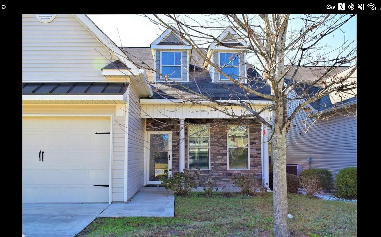 3 bed, 2093 sqft, $2,000 — Photo 1