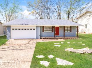 8407 Pennwood Dr, Sherwood, AR 72120