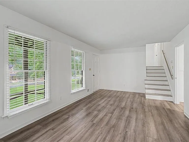 2985 Fredrick Dr — Photo 12