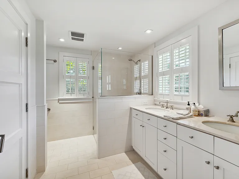 50 Mecox Bay Ln — Photo 19