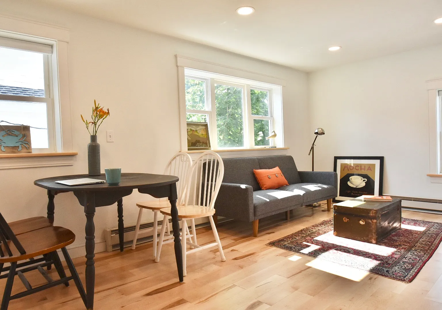 2 bed, 850 sqft, $2,400 — Photo 1