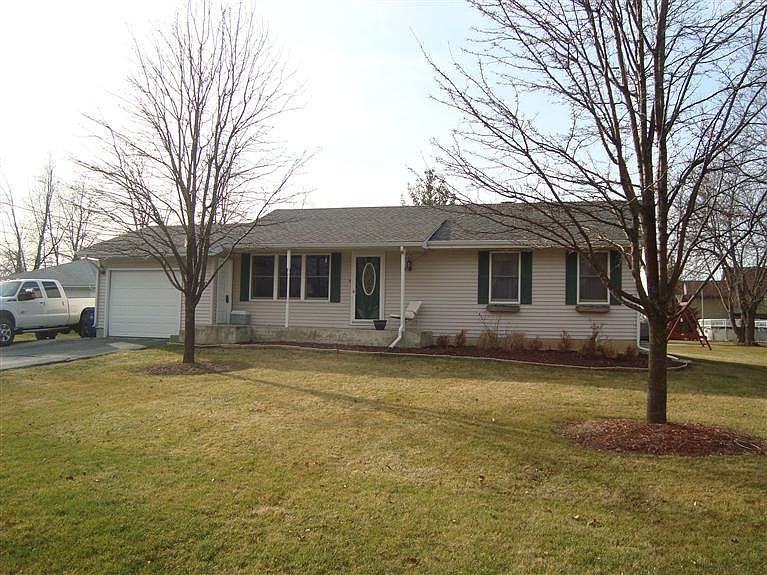 1st image of 8580 Monfort Dr