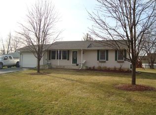 8580 Monfort Dr, Saint John, IN 46373