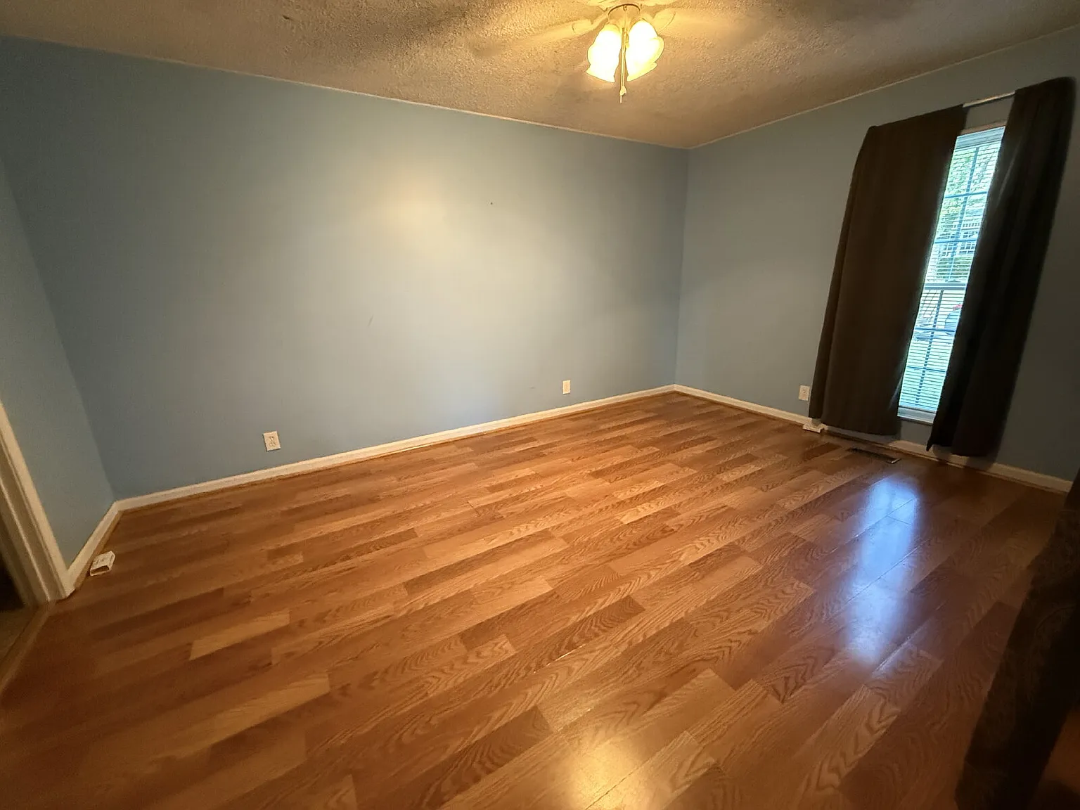 2 bed, 2.0 bath, 1074 sqft, $1,600 — Photo 4