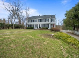 27 Salem Ln, South Salem, NY 10590