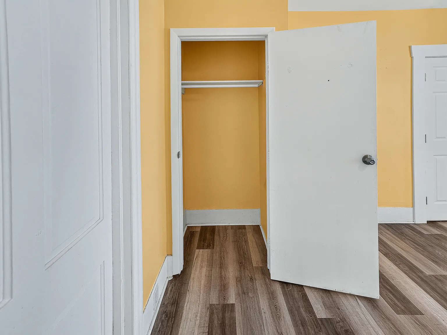 1 bed, $900 — Photo 3