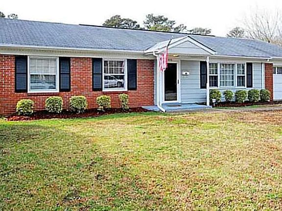 3rd image of 533 Bethune Dr