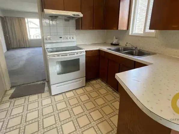 530 E 11th Ave #1A, Vancouver, BC V5T 2C9