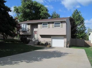 6868 Chaffee Ct, Derby, NY 14047