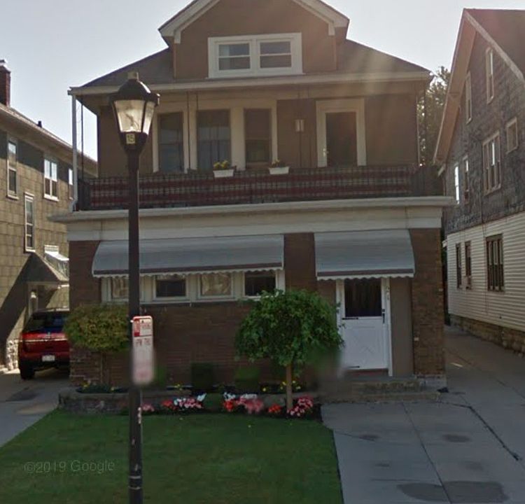 1st image of 21 N Park Ave #Lwr