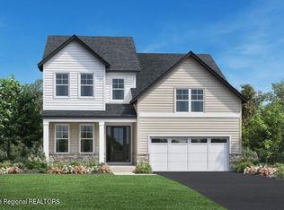 15 Scarlett Ter, Manalapan, NJ 07726