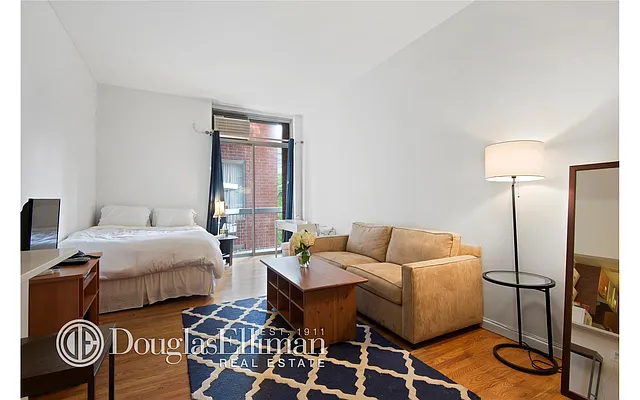 Rented by Douglas Elliman | media 2