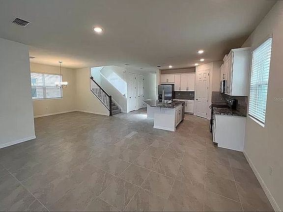 4th image of 8947 Coconut Breeze Dr