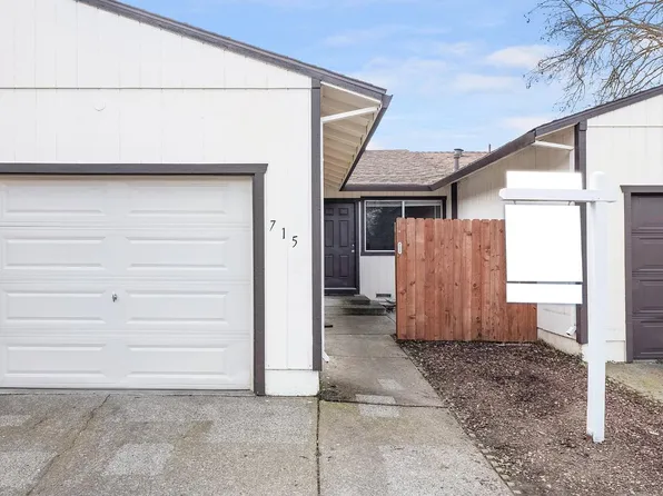 715 Blair Place, Santa Rosa, CA 95401