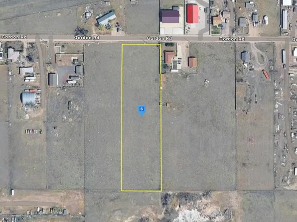 2001 Gordon Rd, Cheyenne, WY 82007