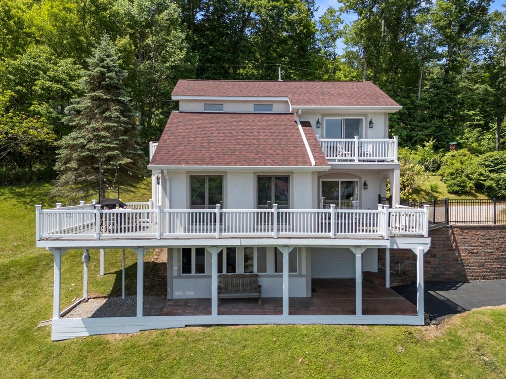 Real estate listing image