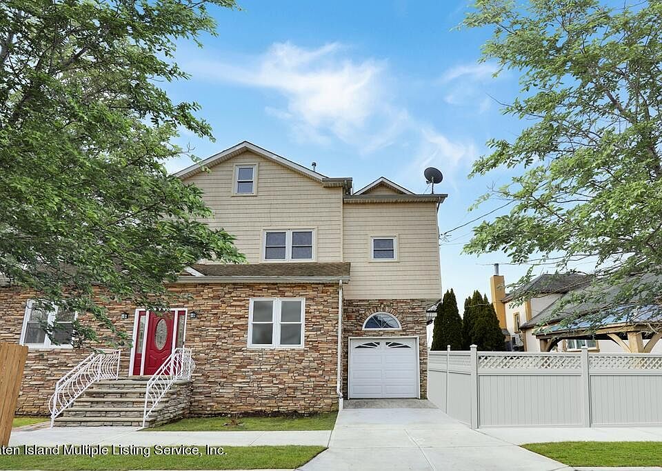 1st image of 51 Hett Ave