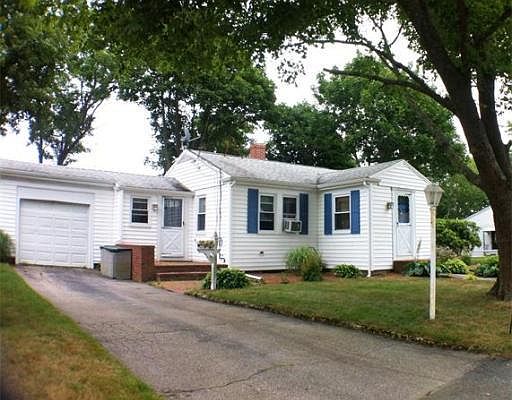 1st image of 6 Morin Ave