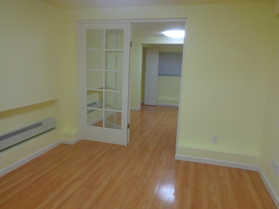 1st image of 1275 33rd Ave #B
