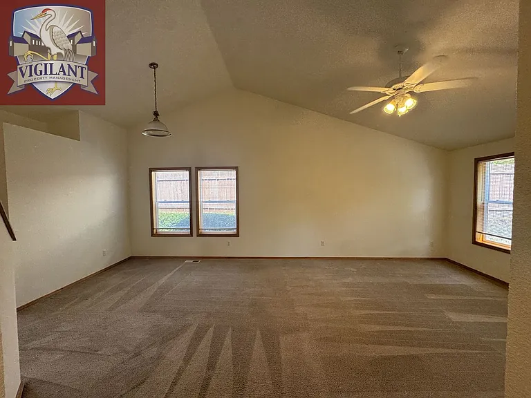 1614 N Falcon Dr — Photo 20
