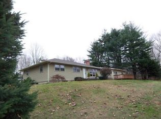 230 W Meetinghouse Rd, New Milford, CT 06776