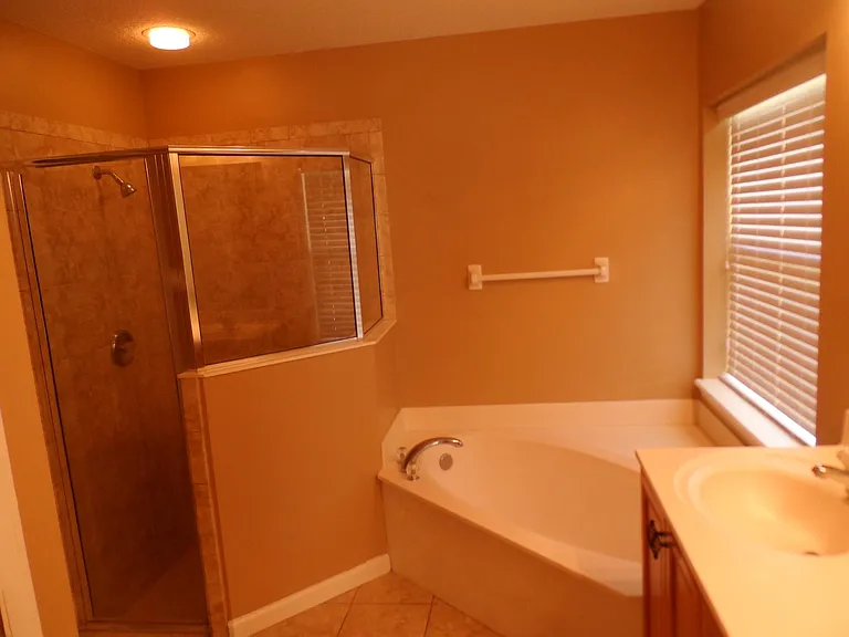 979 Steeplechase Ln — Photo 12