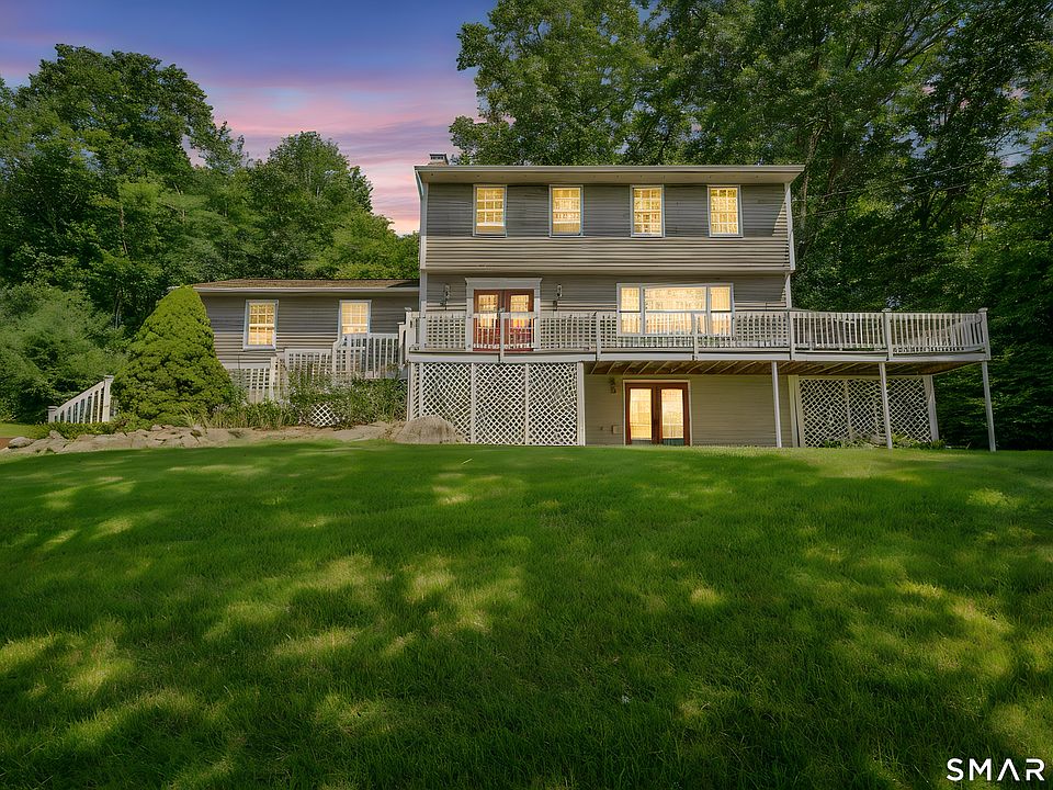 1st image of 241 Upper Pattagansett Road