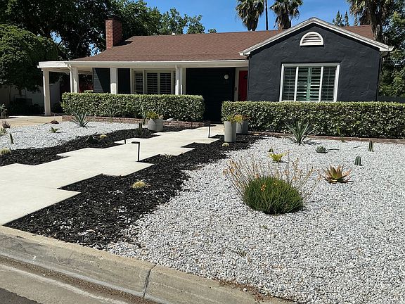 2nd image of 219 Buena Vista Dr