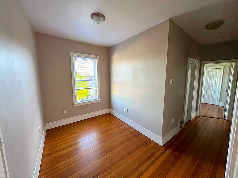 258 Broadway #3 — Photo 12