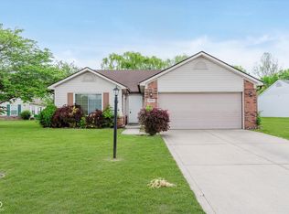 5083 Emmert Dr, Indianapolis, IN
