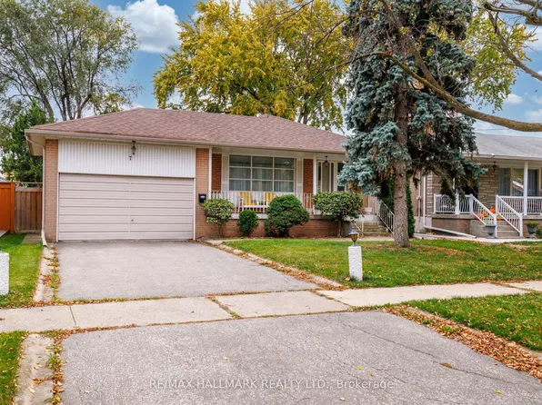 7 Mancroft Cres, Toronto, ON M9W 3E7