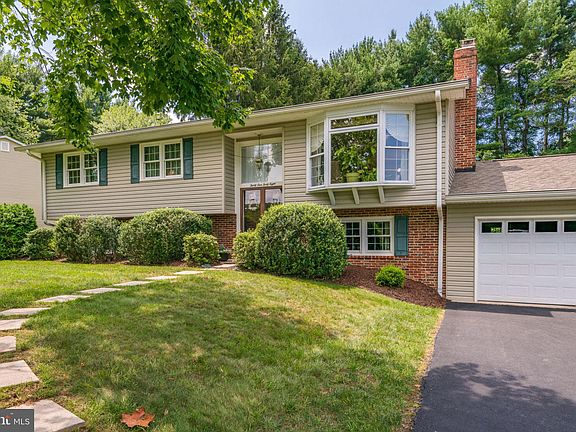 4th image of 3148 Southfield Dr